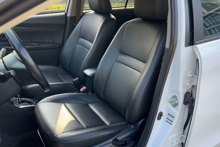 Used Toyota YARiS L 2016 Revised 1.5E CVT Charming Edition