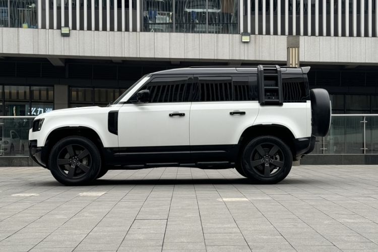 Used Land Rover Defender 2022 110 P400 X-DYNAMIC HSE
