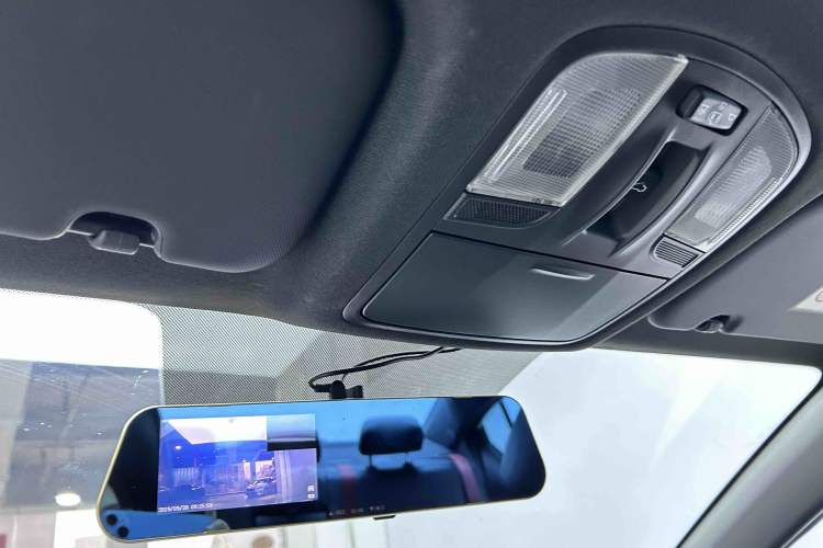 Used Hyundai Elantra 2019 1.4T Dual-Clutch Xuan Dong · Dynamic Model