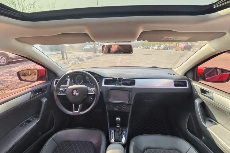 Used Skoda Rapid Spaceback 2018 1.6L Automatic Comfort Edition