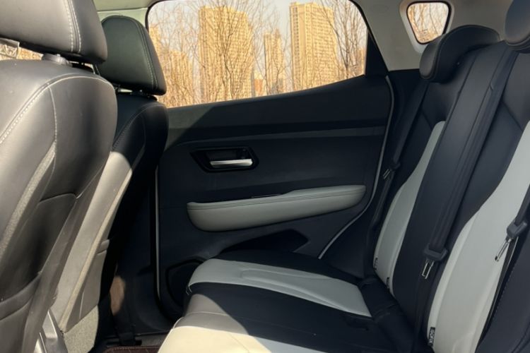 Used Haval H2s 2017 Red-Label 1.5T Dual-Clutch Luxury Model
