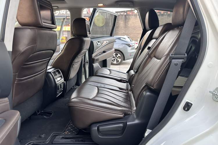 Used Infiniti QX60 2014 3.5L Four-Wheel Drive All-Terrain Version