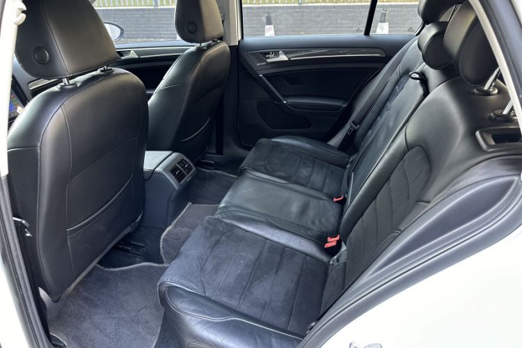 Used Volkswagen Golf 2018 230TSI Automatic Luxury Version