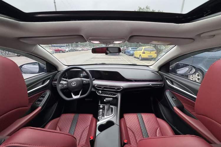 Used Changan Eado 2022 PLUS Blue Whale NE 1.4T GDI DCT Prestige Edition
