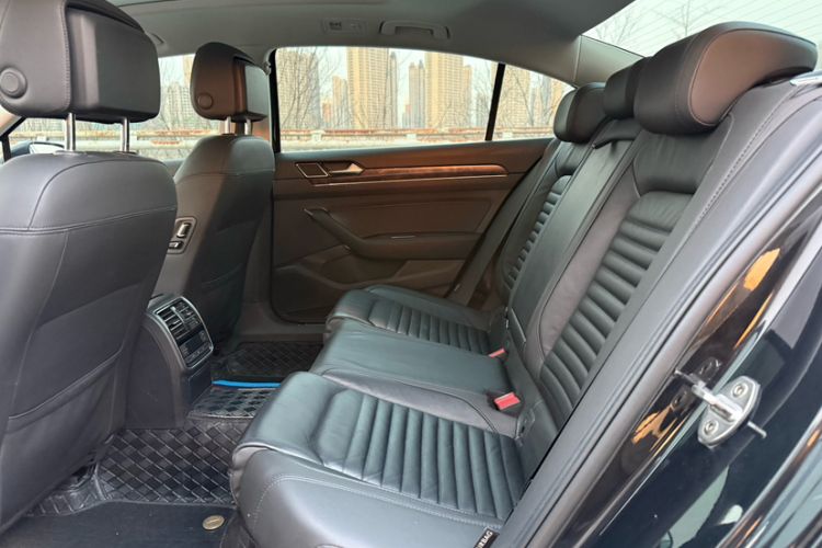 Used Volkswagen Magotan 2019 330TSI DSG Luxury Version China VI Standard
