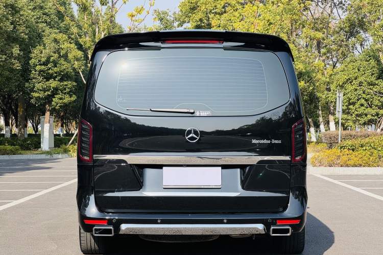 Used Mercedes-Benz Vito 2023 2.0T Business Version 7 Seats
