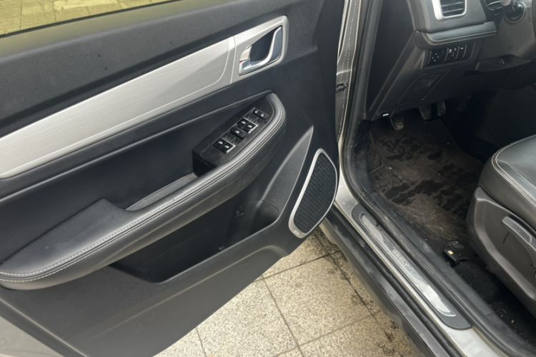 Used Geely Auto Vision X6 2018 1.8L Manual 4G Connect Luxury Edition