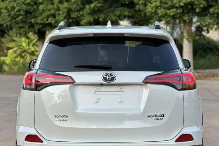 Used Toyota RAV4 2016 2.5L Automatic 4x4 Elite Edition