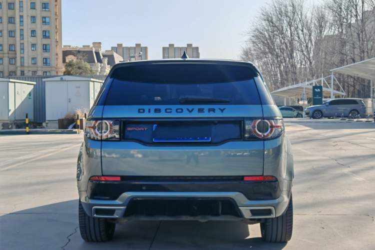 Used Land Rover Discovery Sport 2019 240 PS SE Dynamic Version China VI Standard
