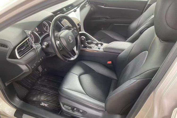 Used Toyota Camry 2019 2.5G Luxury Edition China VI Standard
