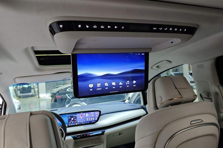 Used Buick GL8 New Energy 2024 Lu Zun Luxury Edition 7-Seater
