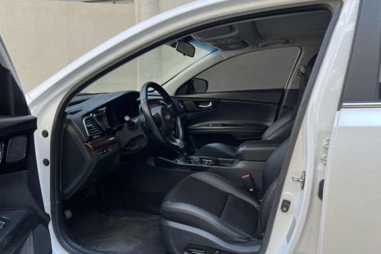 Used Kia K4 2015 1.8L Automatic DLX Special
