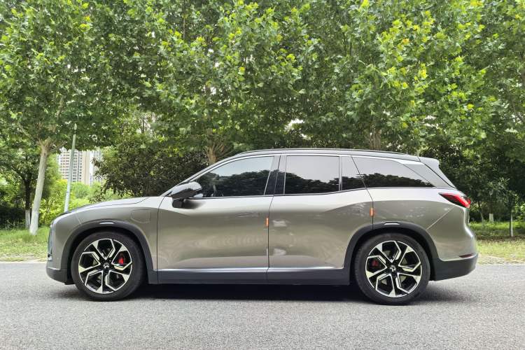 Used Nio ES8 2022 100kWh Signature Edition Seven-Seater
