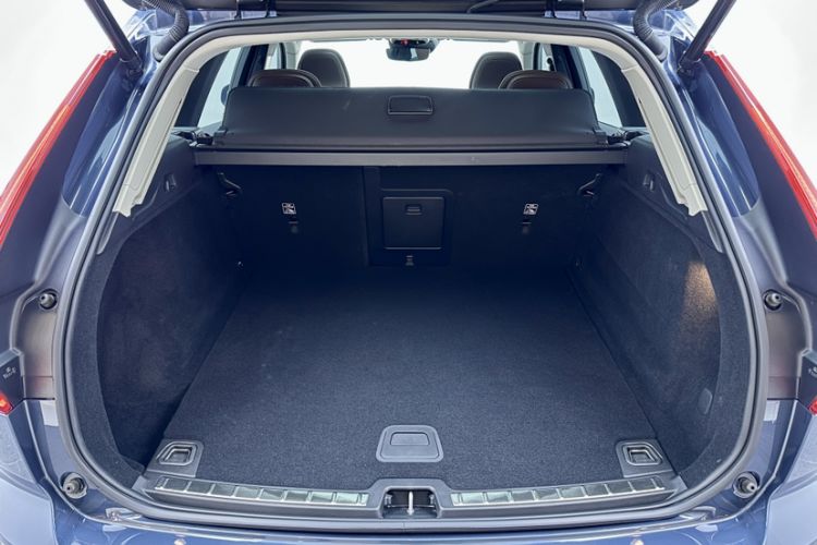 Used Volvo XC60 2020 T5 4x4 Smart Luxury Edition