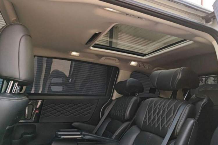 Used Honda Elysion 2019 2.0L Hybrid Luxury Edition
