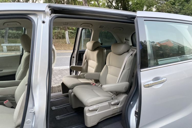 Used Honda Odyssey 2015 Revised Version 2.4L Comfort Edition