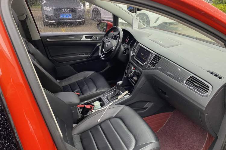 Used Volkswagen Golf Sportsvan 2016 280TSI Automatic Luxury Model
