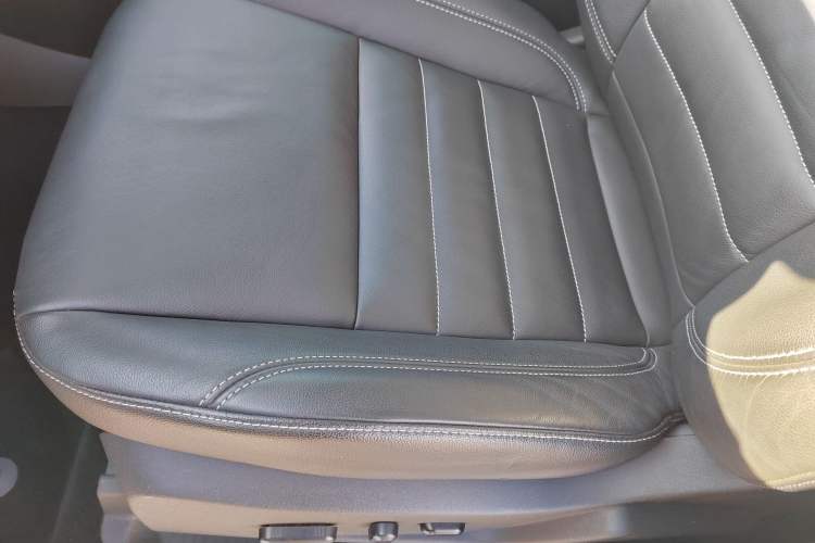 Used Ford Kuga 2015 2.0L GTDi Four-Wheel Drive Prestige Model