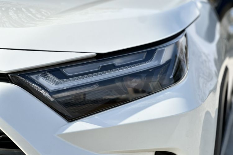 Used Toyota RAV4 2023 Dual-Engine 2.5L E-CVT Four-Wheel Drive Elite Plus Edition
