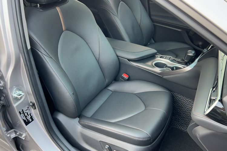 Used Toyota Camry 2021 2.0G Luxury Edition