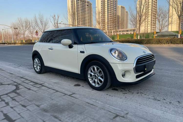 Used  MINI 2021 1.5T ONE
