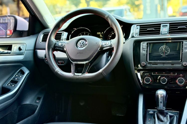 Used Volkswagen Sagitar 2018 1.6L Automatic Comfort Model
