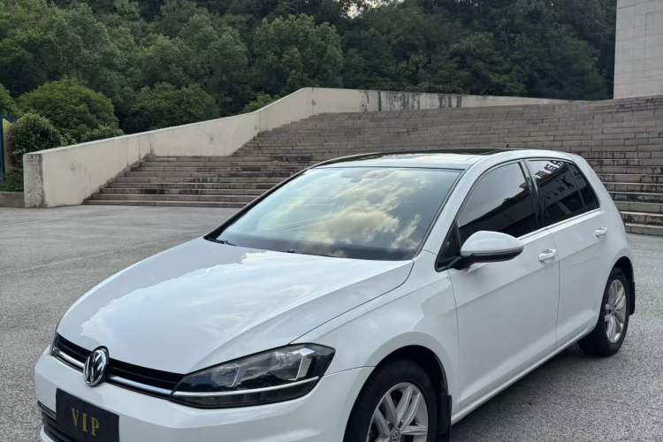 Used Volkswagen Golf 2019 280TSI DSG Comfort Version China VI Standard
