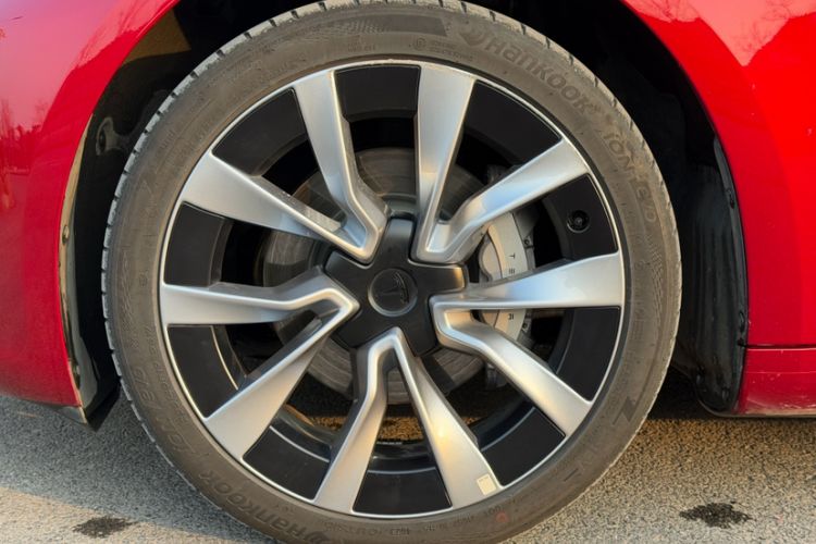 Used Tesla Model 3 2023 Rear-Wheel-Drive Version
