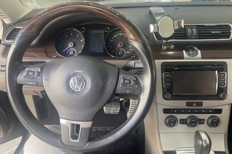 Used Volkswagen Magotan 2015 1.8TSI Prestige Model