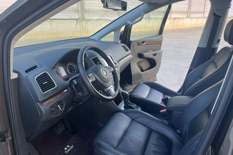 Used Volkswagen Sharan 2013 2.0 TSI Comfort Model
