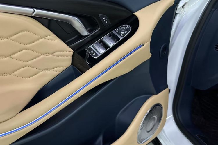 Used VOYAH FREE 2024 Ultra-Long Range Intelligent Driving Version
