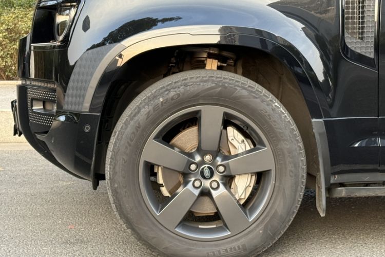 Used Land Rover Defender 2023 110 3.0T P400 Dark Edition