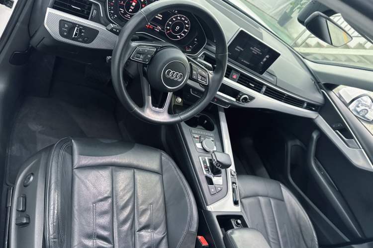 Used Audi A4L 2018 30th Anniversary Edition 40 TFSI Fashion Model