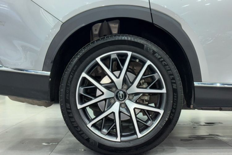 Used GAC Trumpchi GS8 2022 Flagship Series 2.0 TGDI Four-Wheel Drive Luxury Smart Connectivity Version (7 Seats)