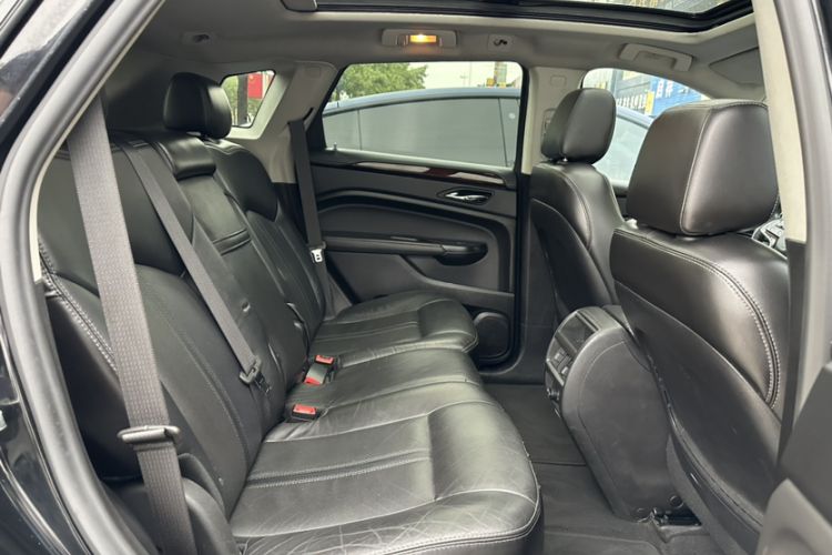 Used Cadillac SRX 2014 3.0L Elite Model
