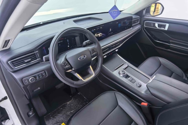 Used Ford Explorer 2024 2.3T EcoBoost Rear-Drive Trend Edition 6-Seater
