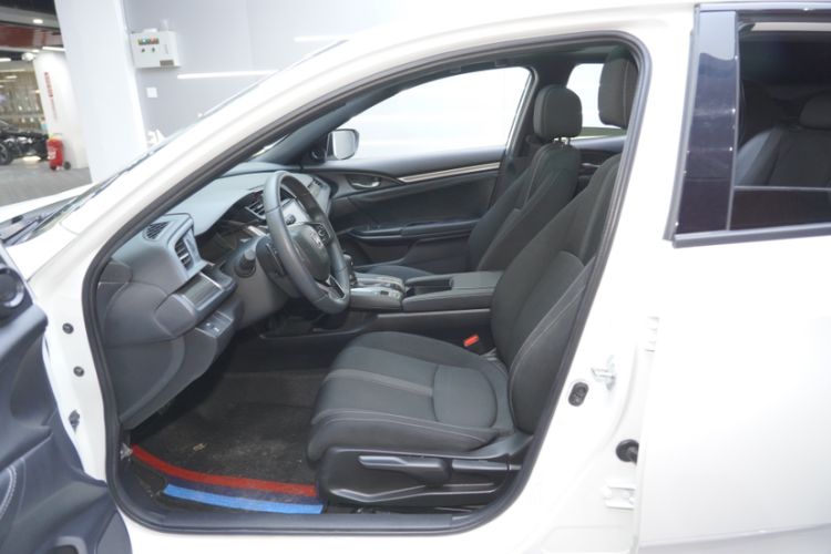 Used Honda Civic 2021 HATCHBACK 220TURBO CVT Trendy Cool Edition
