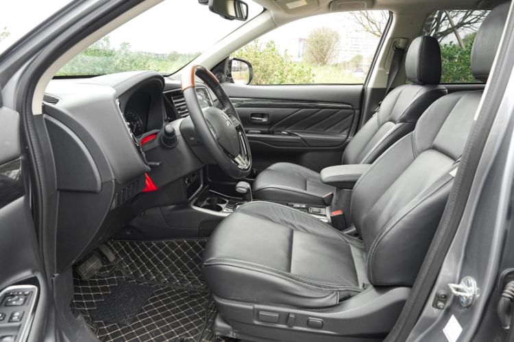 Used Mitsubishi Outlander 2020 2.0L Two-Wheel Drive Enjoyment Version 5 Seats
