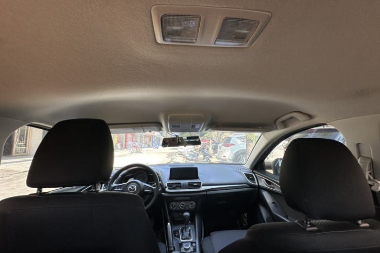 Used Mazda Mazda 3 Axela 2019 Cloud-Controlled Version Sedan 1.5L Automatic Comfort Trim China VI Standard
