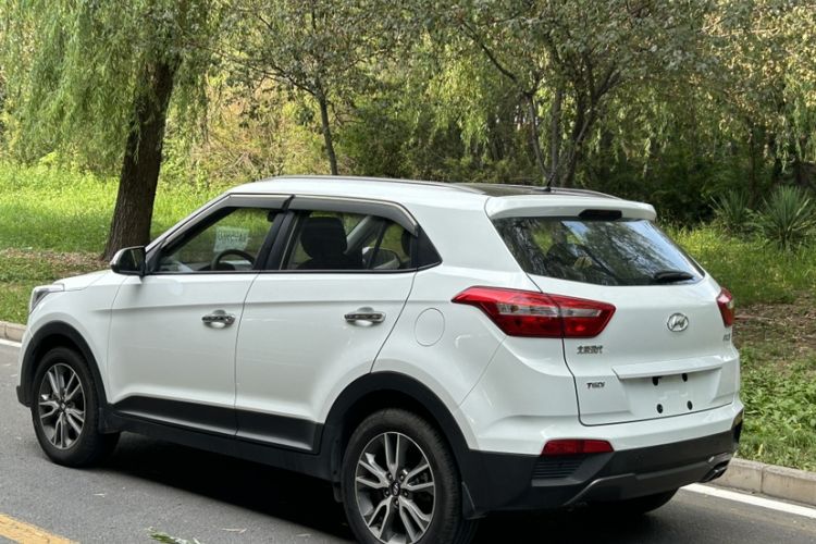 Used Hyundai ix25 2016 1.6T Dual-Clutch Two-Wheel Drive Smart GLS Model
