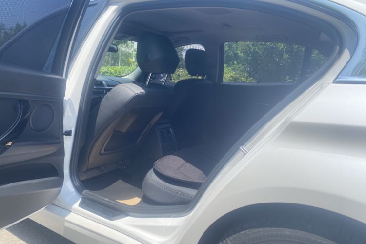 Used BMW 3 Series 2016 316Li Fashion Model
