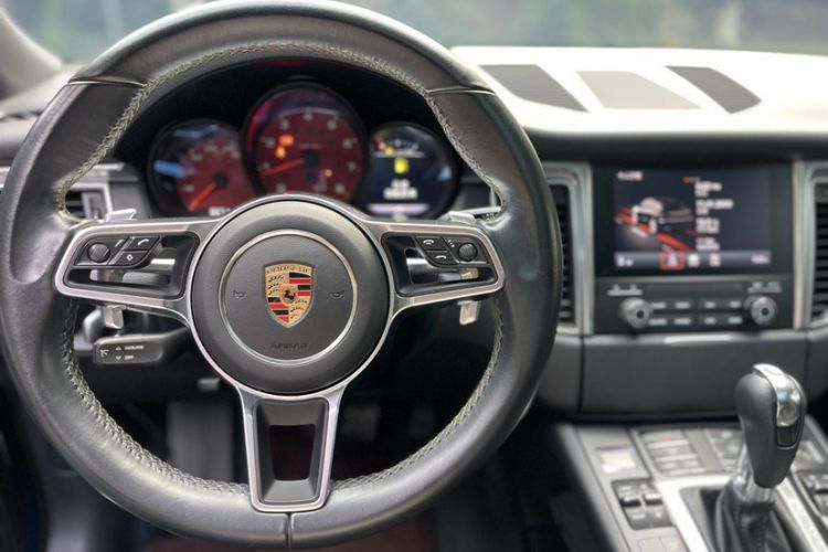 Used Porsche Macan 2017 Macan 2.0T
