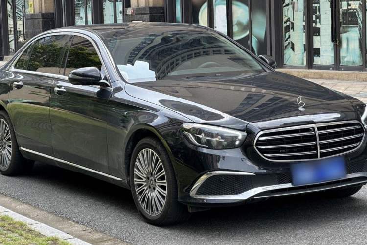 Used Mercedes-Benz E-Class 2023 Updated E 300 L Fashion Edition
