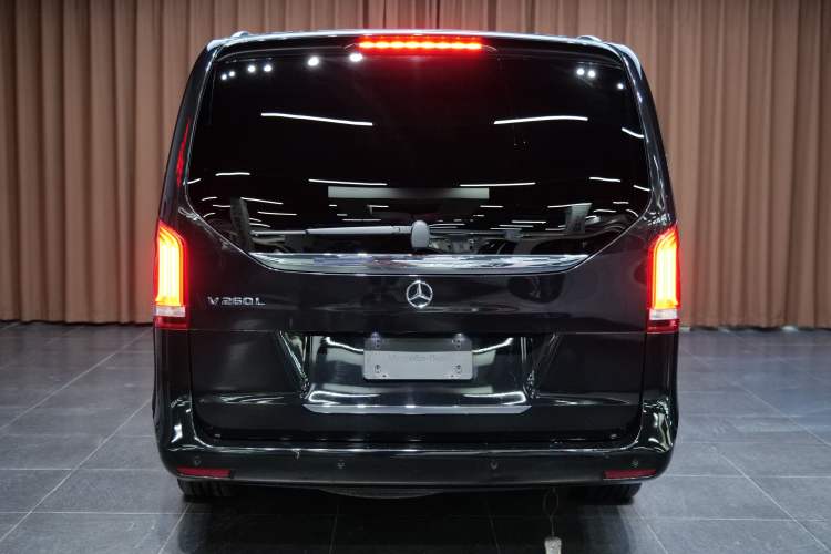 Used Mercedes-Benz V-Class 2018 V 260 L Prestige Extended Version China VI
