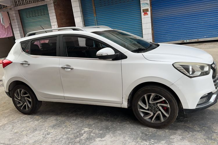 Used  Refine S2 2015 1.5L Manual Luxury Smart Model
