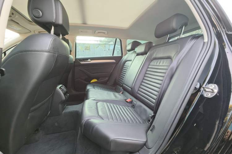 Used Volkswagen Variant New Energy 2019 GTE model
