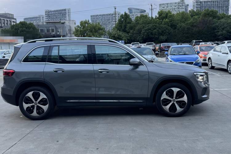 Used Mercedes-Benz GLB 2021 GLB 200 Fashion Model
