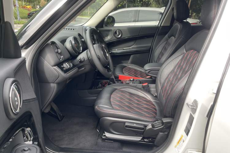 Used  Countryman 2018 1.5T COOPER Special Edition
