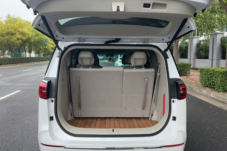 Used Buick GL8 2021 ES Landtrek 653T Comfort Edition
