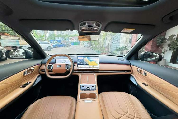 Used  Galaxy Xingjian 7 EM-i 2025 120km Flagship Edition
